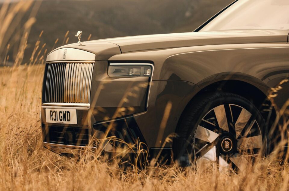Rolls-Royce представил обновленный кроссовер Cullinan (ФОТО и ВИДЕО)