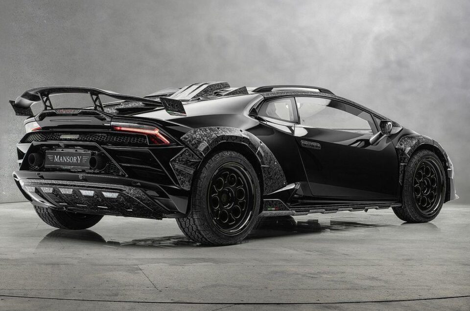 Mansory has Modified the Lamborghini Off-Road Supercar to its Own Taste (PHOTO)