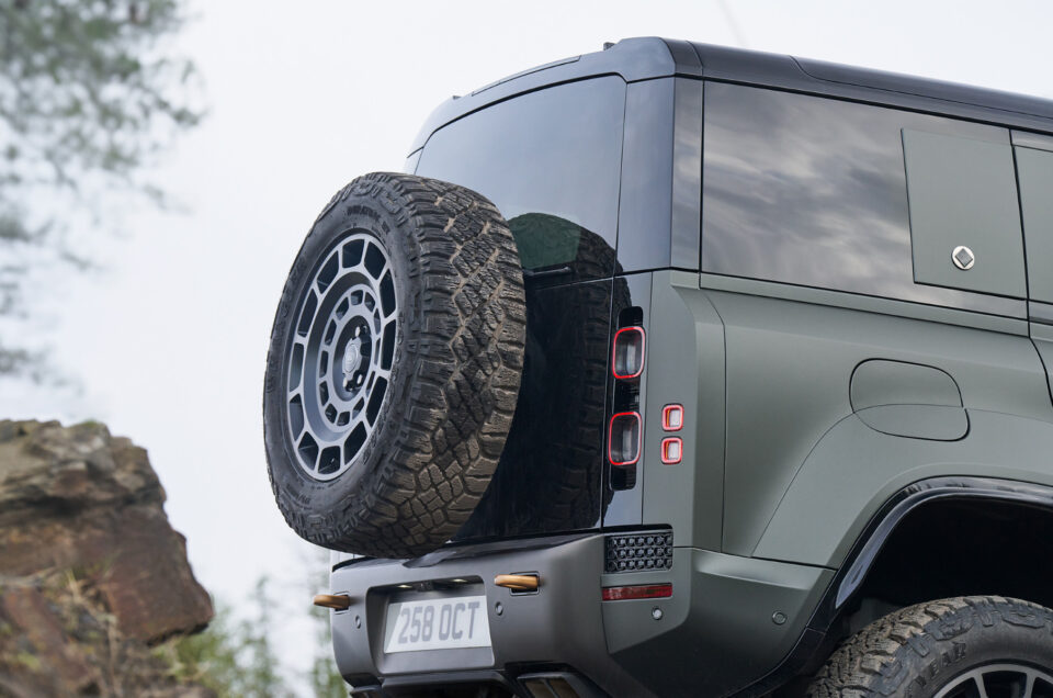 635 Horsepower & 4 Seconds to “Hundreds”: The Most Powerful Defender Presented (PHOTO)