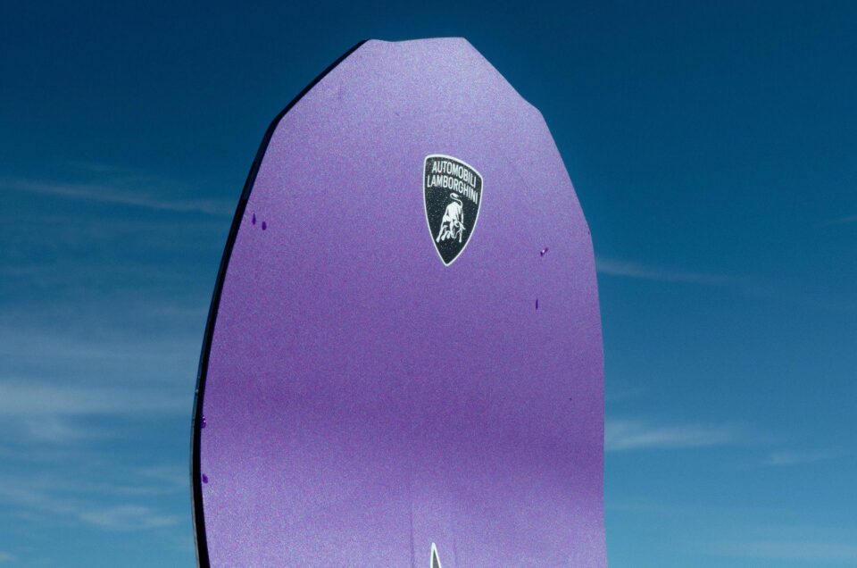 Lamborghini-Style Snowboard Unveiled for €1,300 (PHOTO)